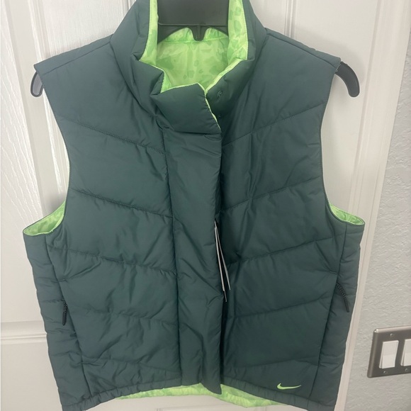 NWT Nike Therma-FIT Repel Reversible Puffer Vest Size XS - Picture 1 of 11